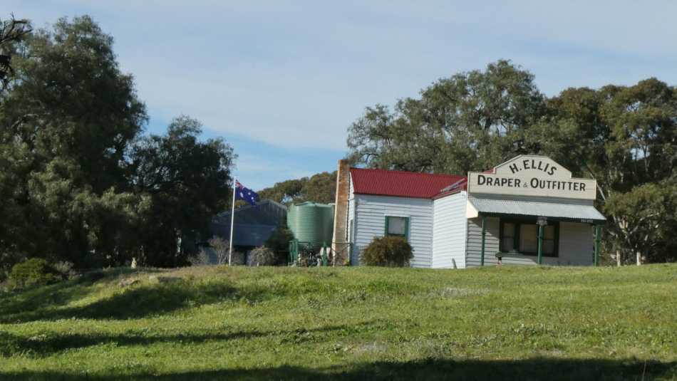 H Ellis Draper and Outfitter Store, Steiglitz